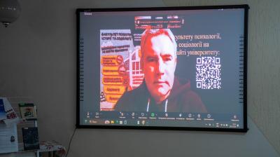 Доктор історичних наук, професор Херсонського державного університету Олександр Черемісін до заходу долучився онлайн