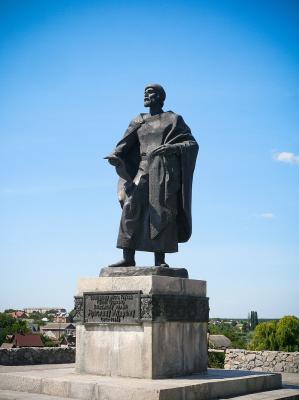 Памятник Ярославу Мудрому м. Біла церква