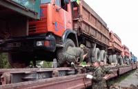 <p>Військовий ешелон. Вантажні роботи</p>
<p> </p>